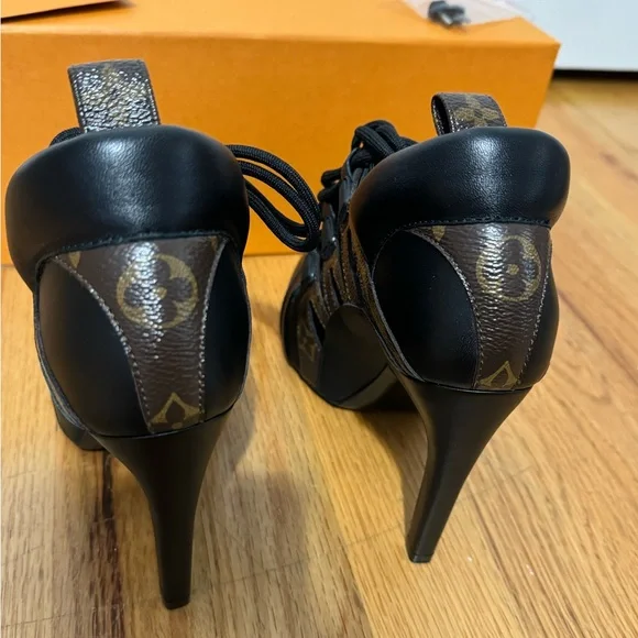 Louis Vuitton Streamline Pump Size 36.5 - Picture 4 of 9